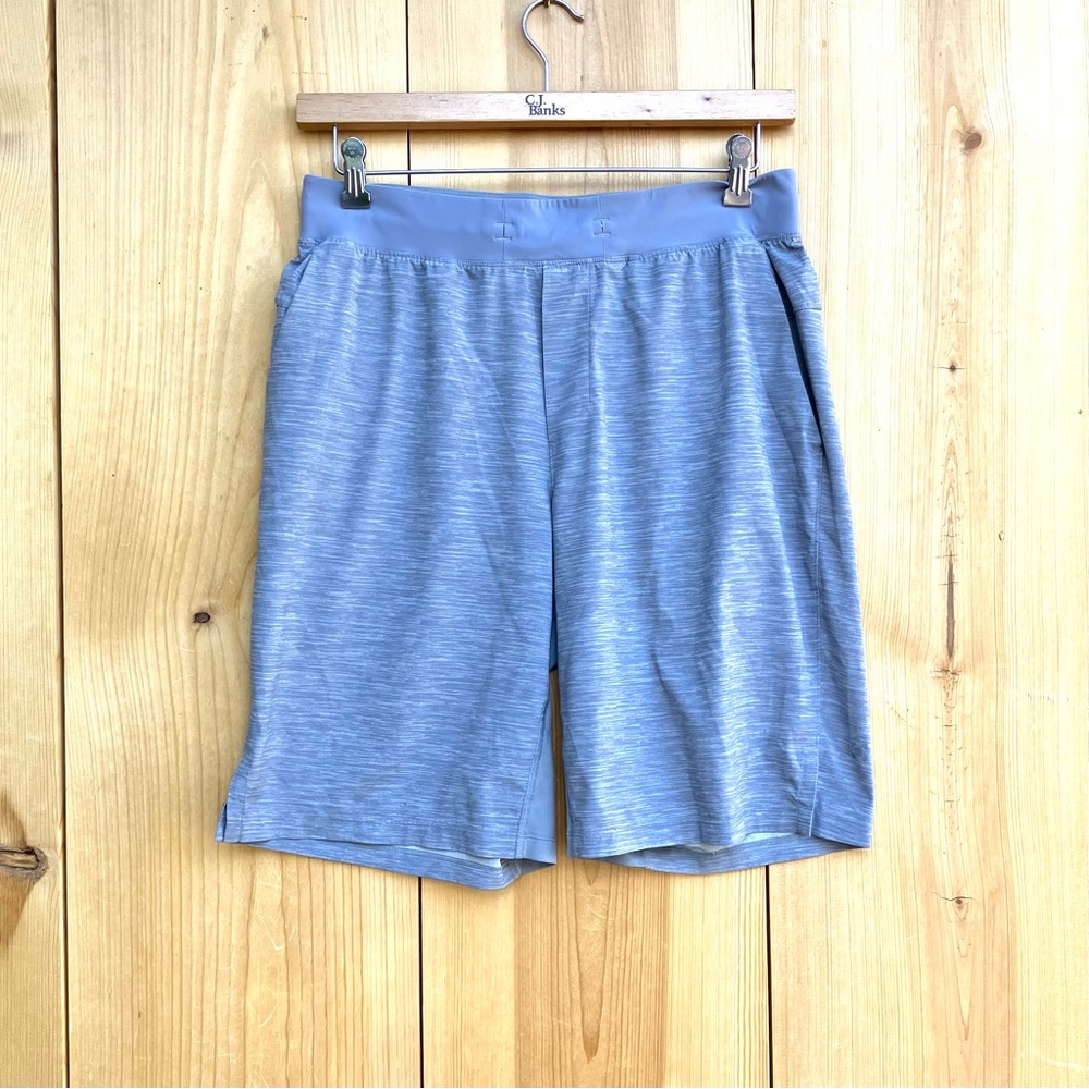 Lululemon Mens Gray Shorts 11” Inseam Sz Large